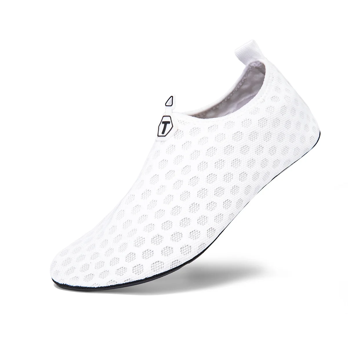 

New Couple Aqua Shoes Summer Lightweight Men Water Shoes Quick-drying Women Beach Shoes Soft Anti-slip Sneakers
