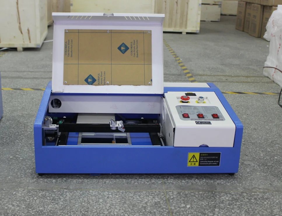 DR-3020C CO2 حفارة وقطع بالليزر 80/100/130/150 واط لقطع نسيج الخشب والجلود الأكريليك بسعر المصنع