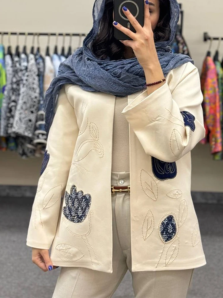 

Women Embroidery Printed Short Coat Elegant Full Sleeves Round Neck Loose Outerwear 2025 New Autumn Casual Lady Commute Coats