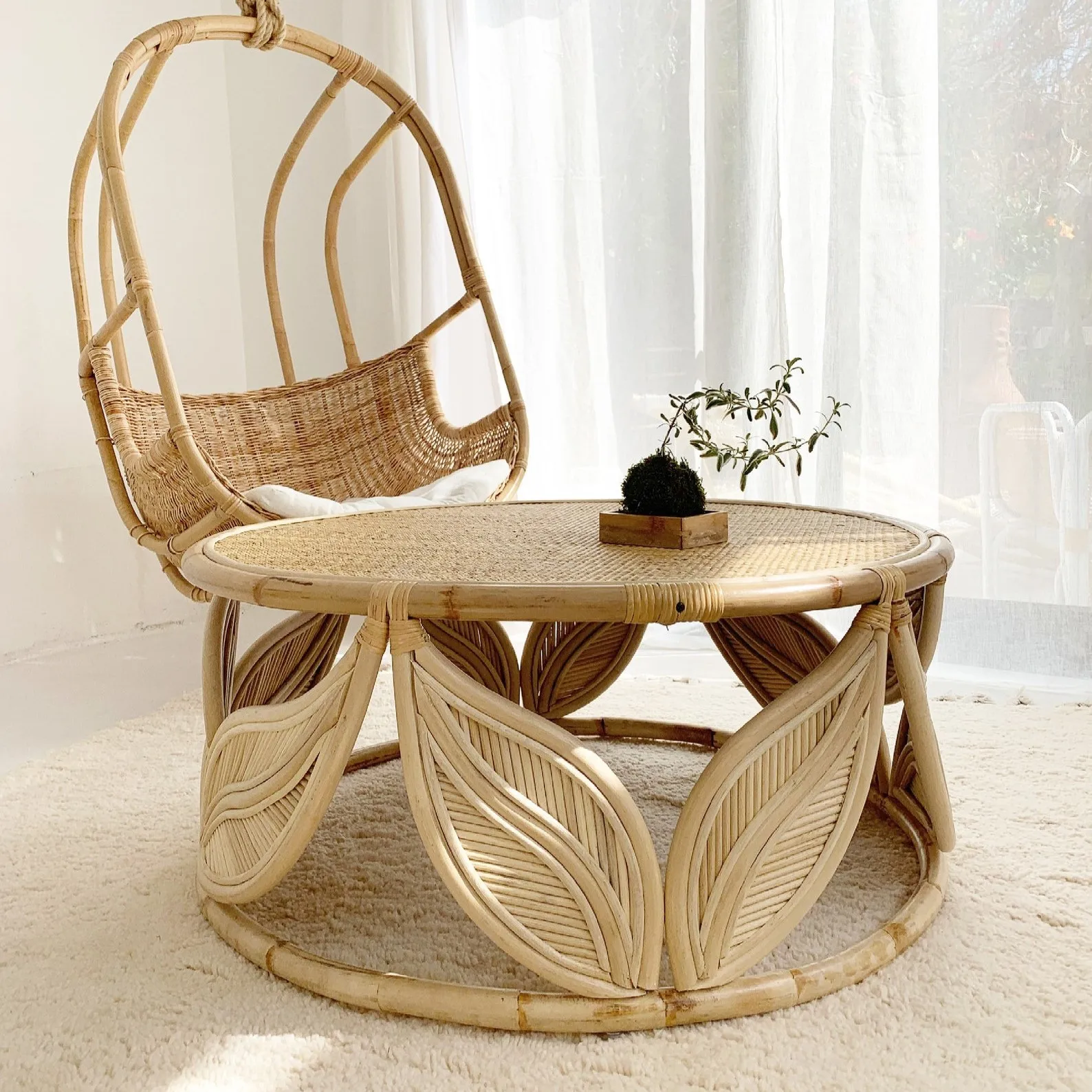 Rattan Round Dining Coffee Table Top Quality Competitive Price Wicker Flower Tables For Living Room Restaurant Decor