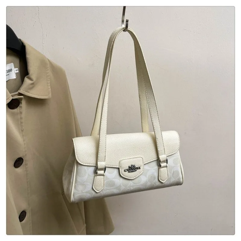 2025 New Light Luxury Bag Female Retro Niche Design Sense Shoulder Underarm Bag Senior Sense Temperament All Crossbody Bag