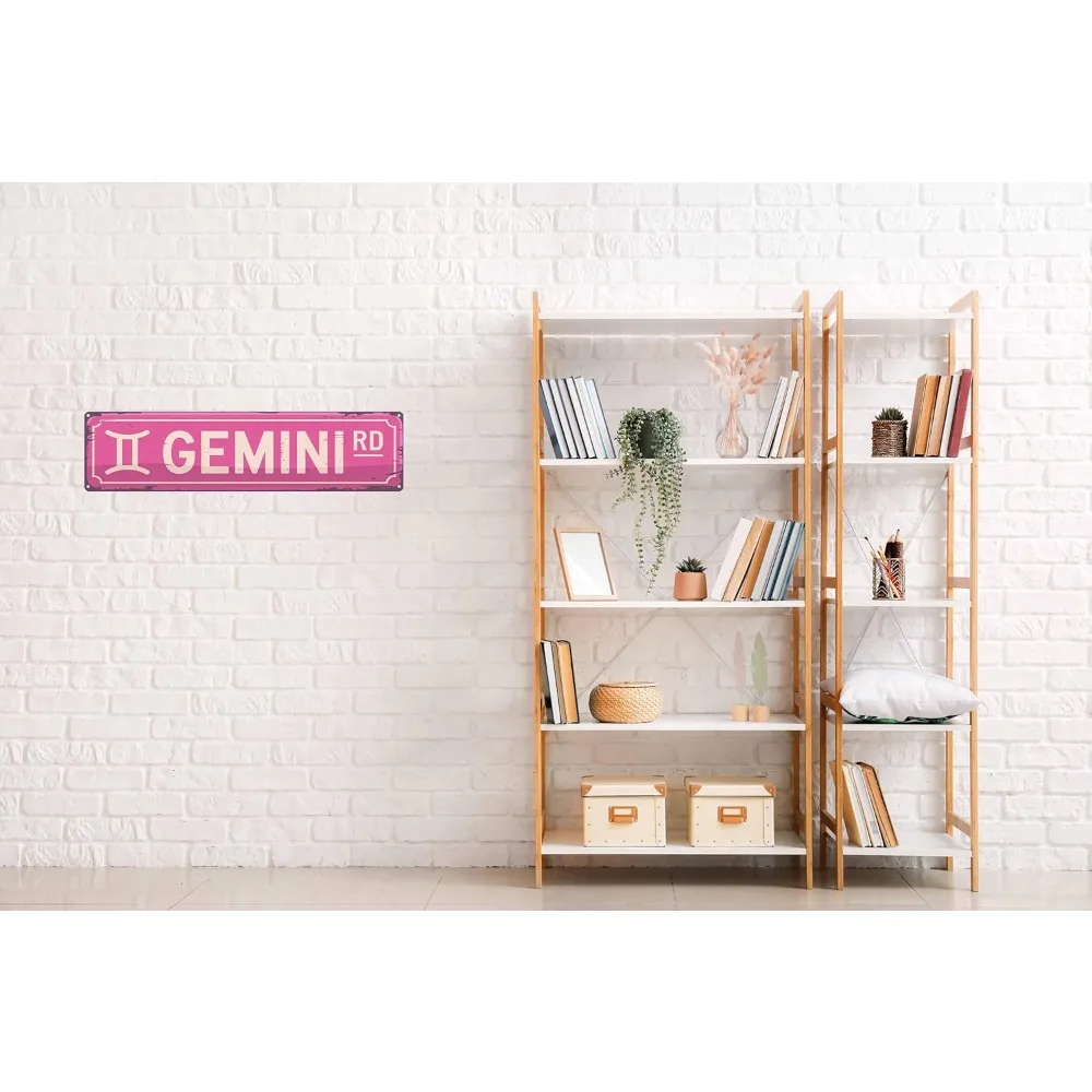 Gemini Rd كوكبة علم التنجيم الريفية المضحكة علامة القصدير المعدنية الوردية - ديكور الحائط لمحبي علم التنجيم