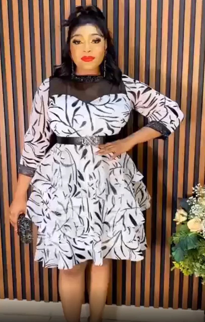 New Plus Size Fashion Women Dress Three Quarter Sleeve Floral Printing  Lace Patchwork Round Neck OL Commuter Lady Dress Summer