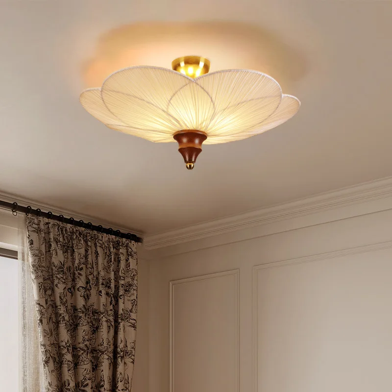 French medieval Nanyang style bedroom plum blossom ceiling solid American retro living room balcony cloakroom light 222L