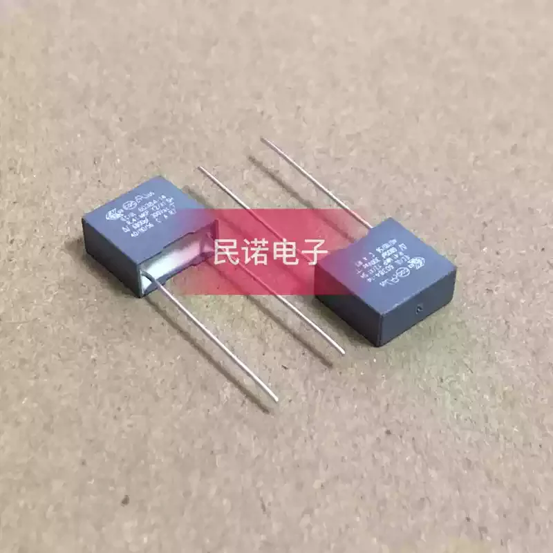 10-100pcs R41 300VAC 0.0068UF 300V 682 6800PF new AV safety capacitors with a pin distance of 10mm