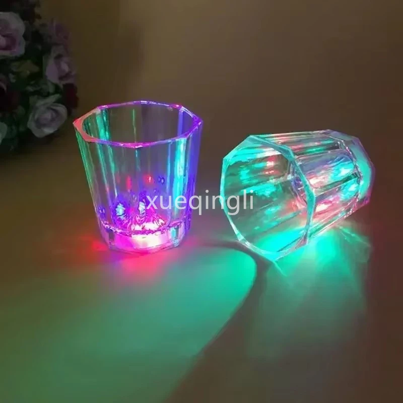 1PC Mini LED Flashing Plastic Beverage Wine Drink Cup Bar Decorative Party Club Mug Color Flashing Light Whisky Mug for Bar