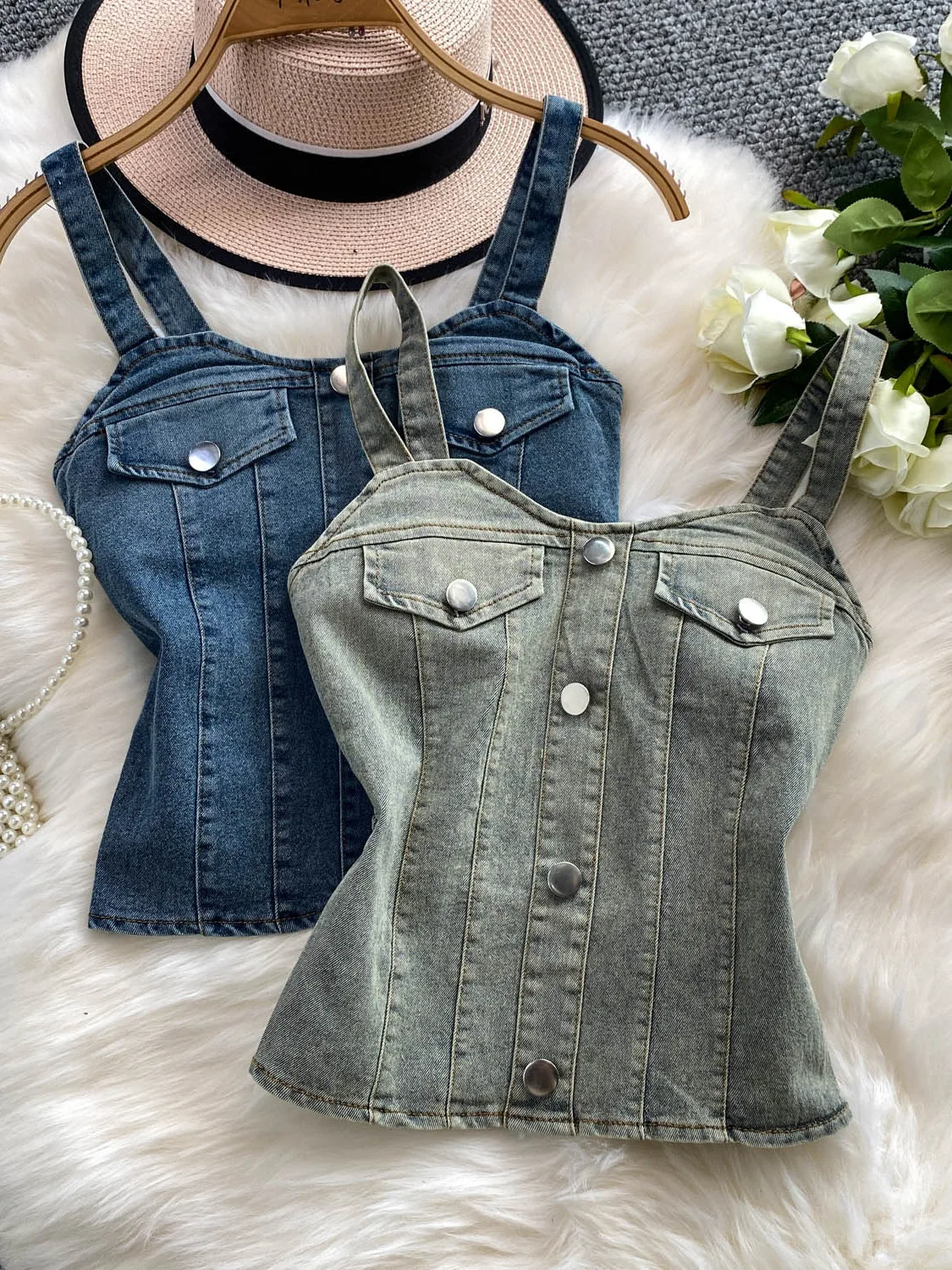 Retro Sexy Adjustable Denim Strap Vest Women's Summer Outwear Slimming Short Top Commute Style Casual Single Button Closure