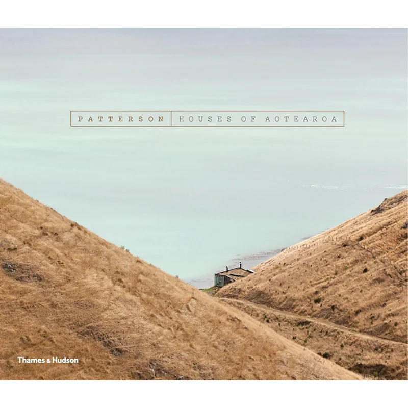 

Patterson Houses Of Aotearoa Эндрю Паттерсон Музей современного искусства Нью-Йорк 9780500022191 Книга