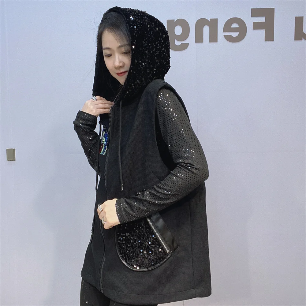 Fashion Sequins Loose Hooded Cartoon Hot Diamond Vest Women 2024 Fall Winter New Fashion Chic High-end Mid Length Black Vest