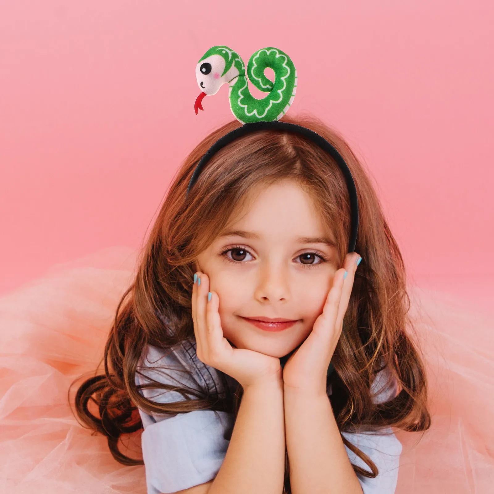 Snake Cartoon Headband for Kids and Adults Comfortable Flexible Snake-Themed Hair Accessory Perfect for Cny Parties Birthday