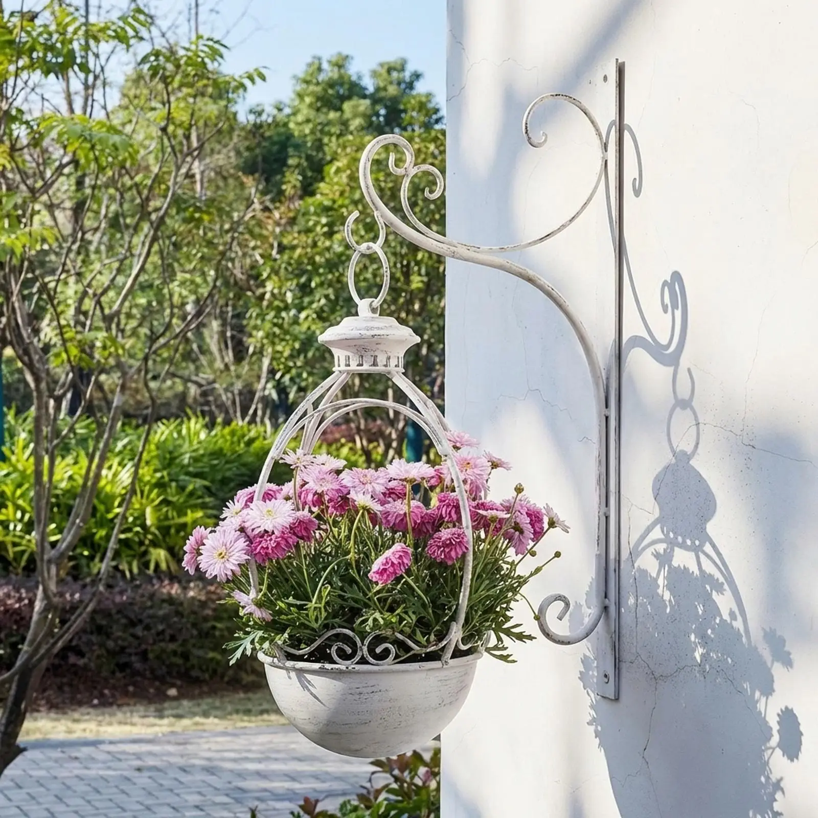 Wall Mounted Flower Pot Garden Flower Basket Planter Hanging Planter Vase for Patio