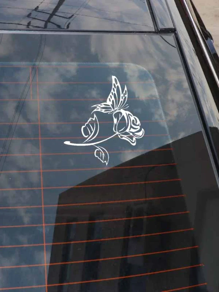 OFK Car Sticker Nifty Butterfly and Rose Delicate Car Motorcycle lunotto decorativo Fashion Waterpoor occlusione Scratch PVC.