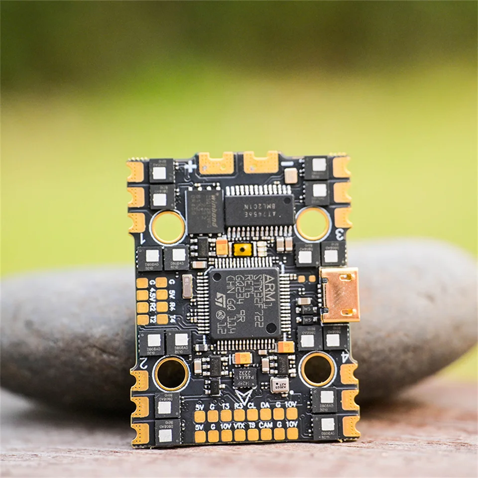 HAKRC F722 50A AIO Flight Controller F7 ICM42688 3-6S RGB Light LED 10V/2.5A BEC Barometer OSD Dshot600 ESC Dshot600 Drone Frame