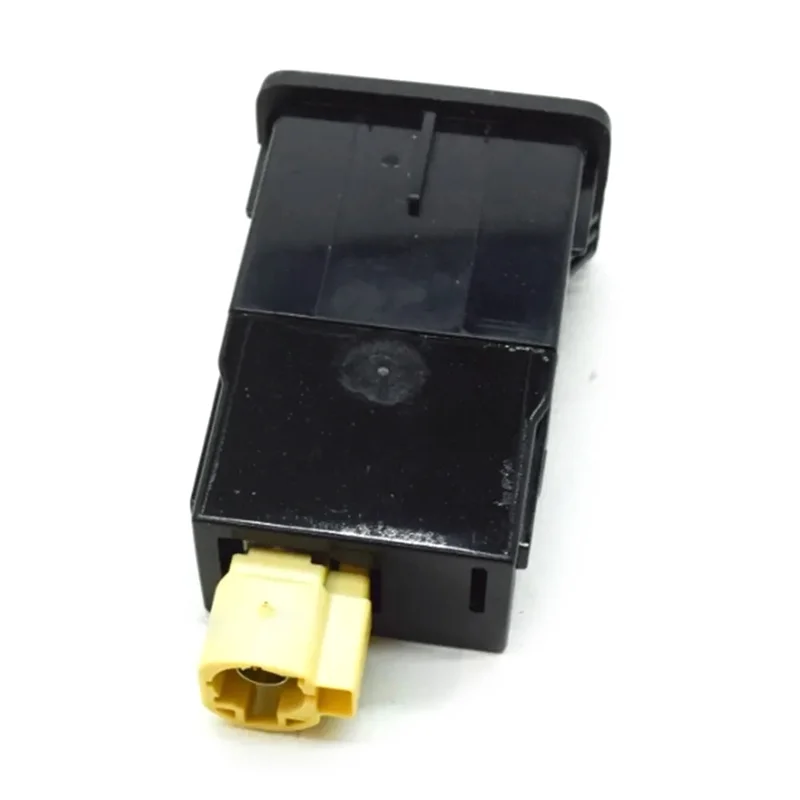 

AUX Auxiliary Multimedia Connection Unit A2478204602 Audio Socket USB Port Type-C Charging Port For E W213-A28K
