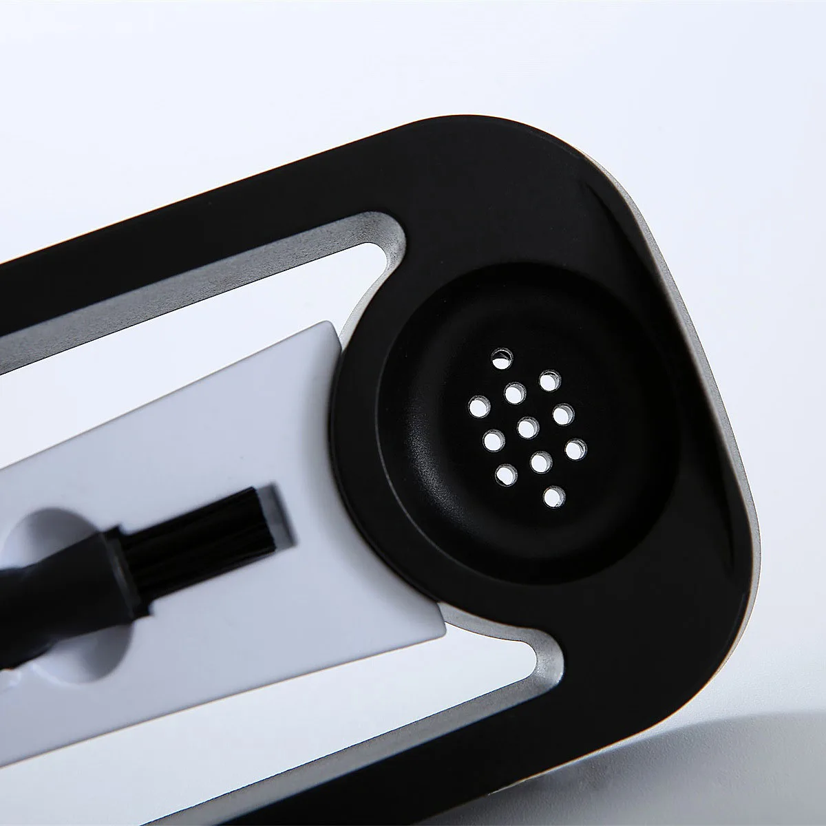 Electric Shaver Stand Holder Universal Razor Support Holder with Cleaning Brush Cleaner Holding Frame for Various Models image 5