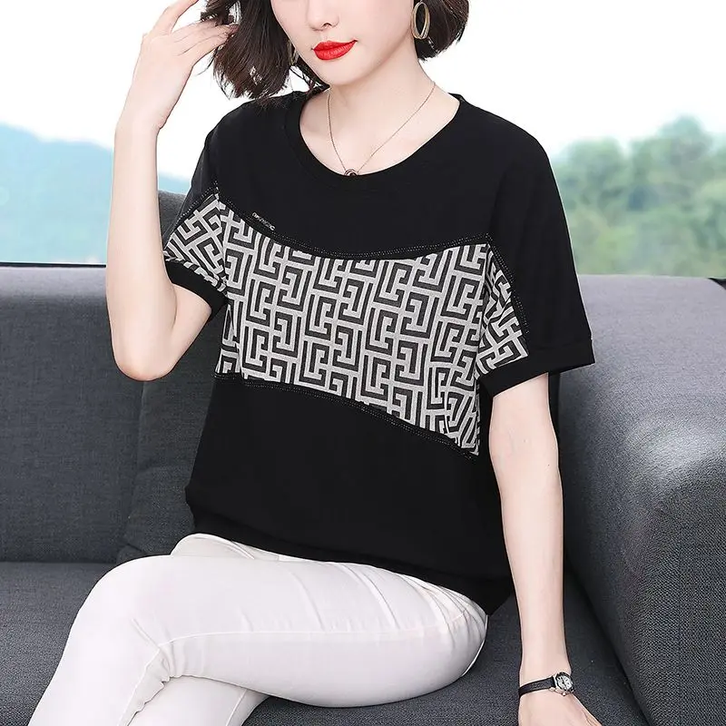 Women\'s Clothing Pullover Summer Short Sleeve Geometric Rhinestone Crew Neck Rivet Patchwork T-shirt Casual Comfortable Tops