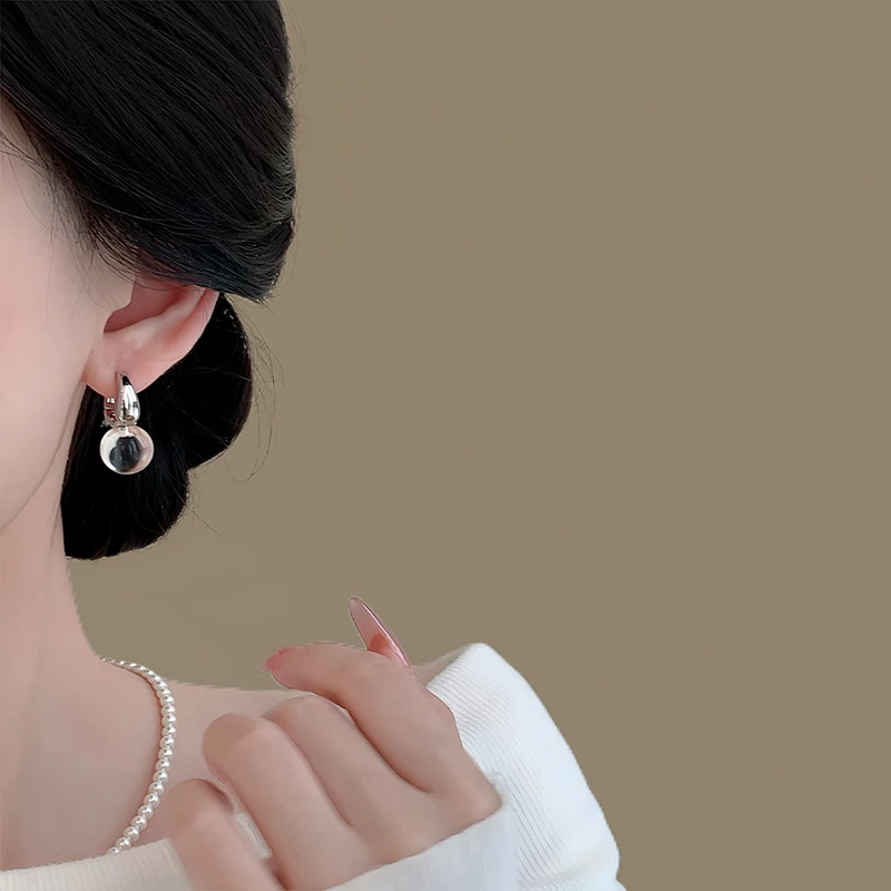 Thumbnail 3 - #40 Low Price Earrings Deals