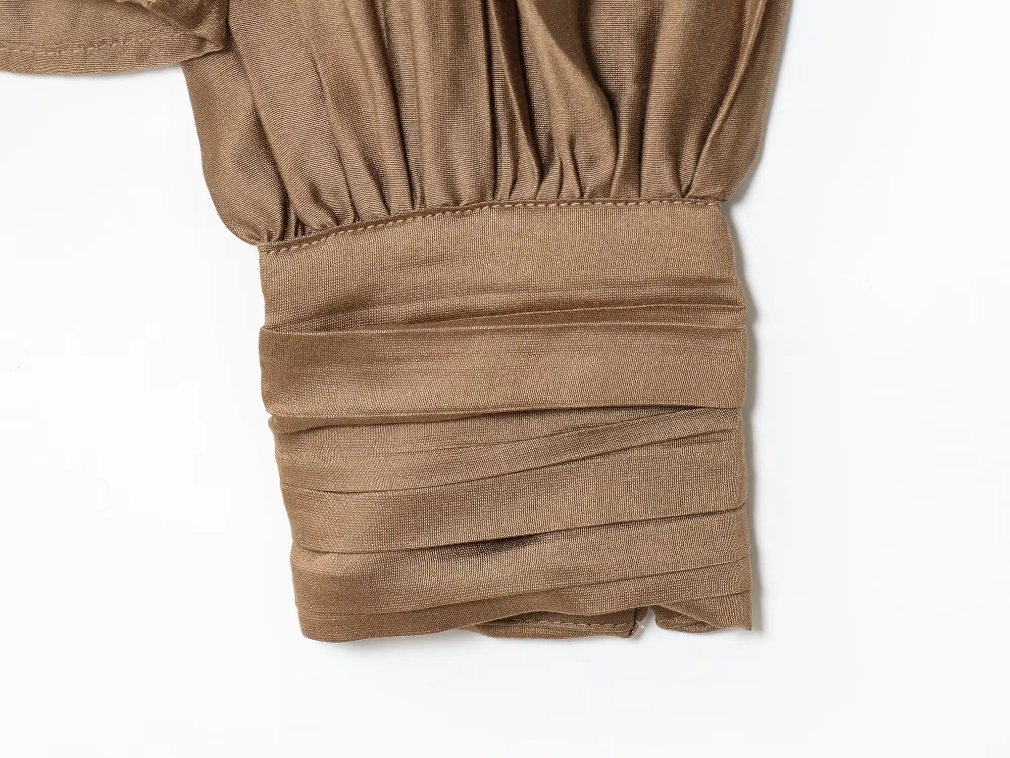 BSAY 2026 Französische Minimalistische Damen-Satinbluse mit Stehkragen, gerafftem Design, Laternenärmeln, lockerem Schnitt, glänzend, elegant, für Bürokleidung, Oberteil – Detail 11