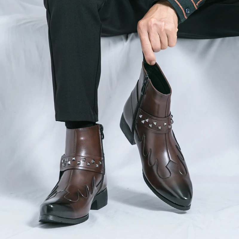 

Мужские высокие рыцарские сапоги из искусственной кожи с острым носком и заклепками, модные мужские ботинки в стиле ретро в британском стиле с боковой молнией