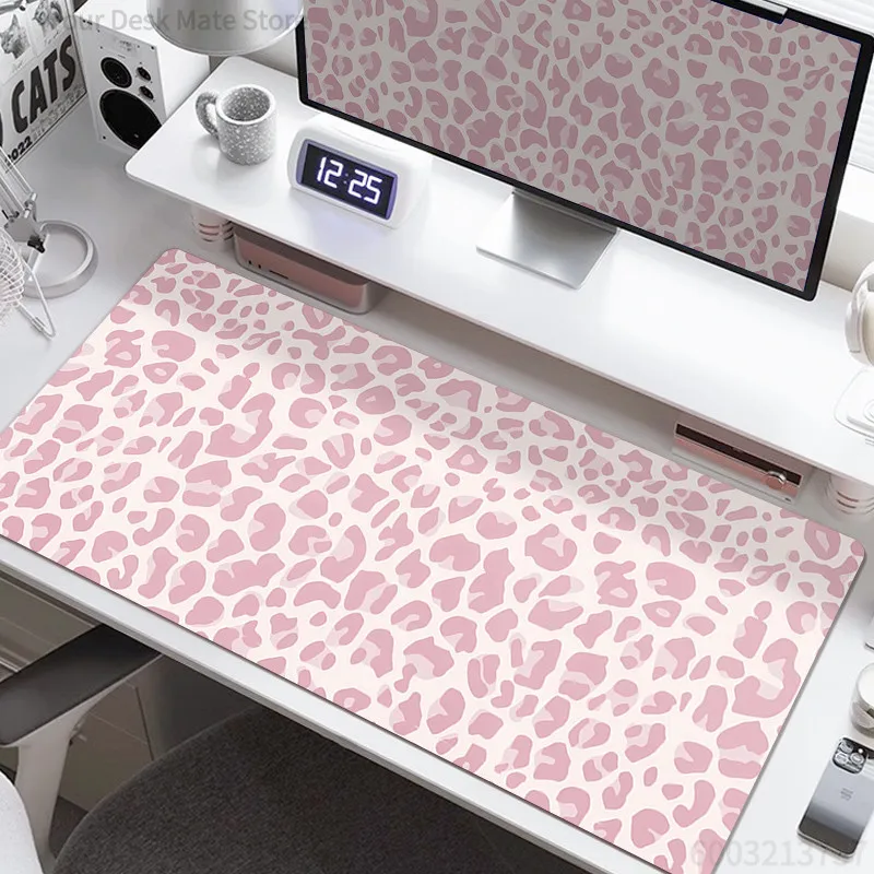 

Pink Leopard Print Desk Mat, Non-Slip Soft Mouse Pad, Cute Aesthetic Keyboard Mat for Girl Desktop Decor