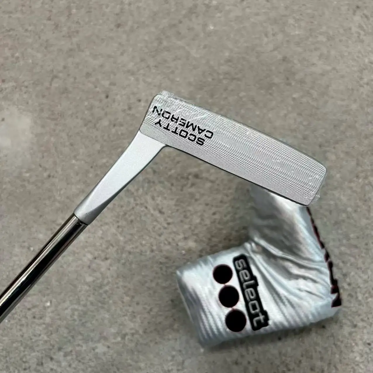 مدرب وضع الجولف الدقيق، مضرب شفرة على الطراز القديم للرجال، لفة متسقة ومحاذاة دقيقة