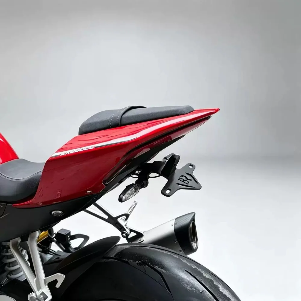 ZXMOTO 500RR (2025–2026 Models) – Crash Bobbins, License Plate Bracket, and Raised Full-Coverage Fuel Tank Cover