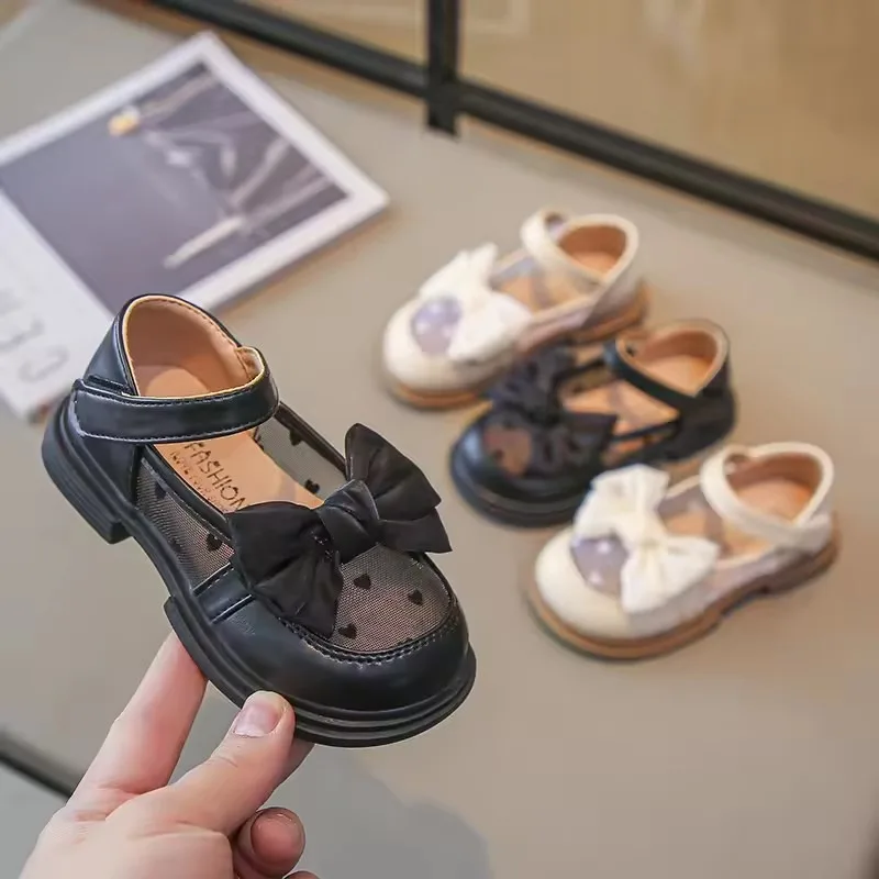 

Лето 2023, детские сандалии, милые дышащие сетчатые сандалии с круглым носком, мягкие удобные повседневные нескользящие прогулочные туфли для девочек