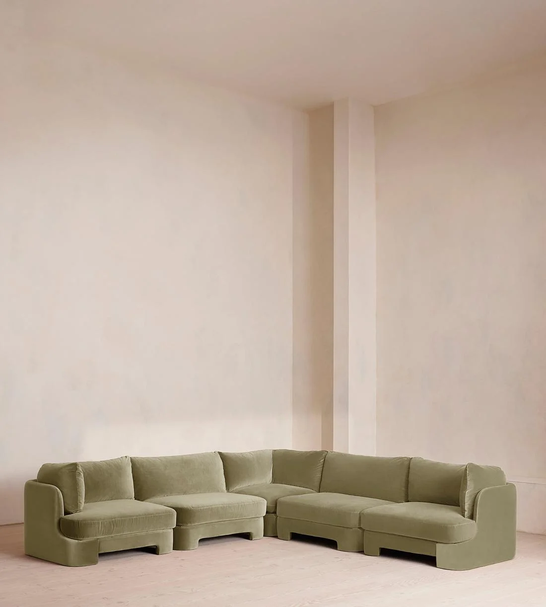 Light Green Velvet Curved Modular Plush Modern Elegant Living Room Sectional Sofa