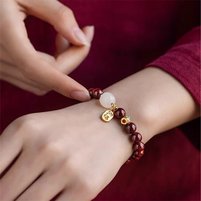 Romantisches rotes Perlen-Liebesarmband für Damen und Herren, neue chinesische Goldfarbe, Glücksbringer, Handkette, Valentinstag, Schmuck, Geschenkschutz – Detail 5