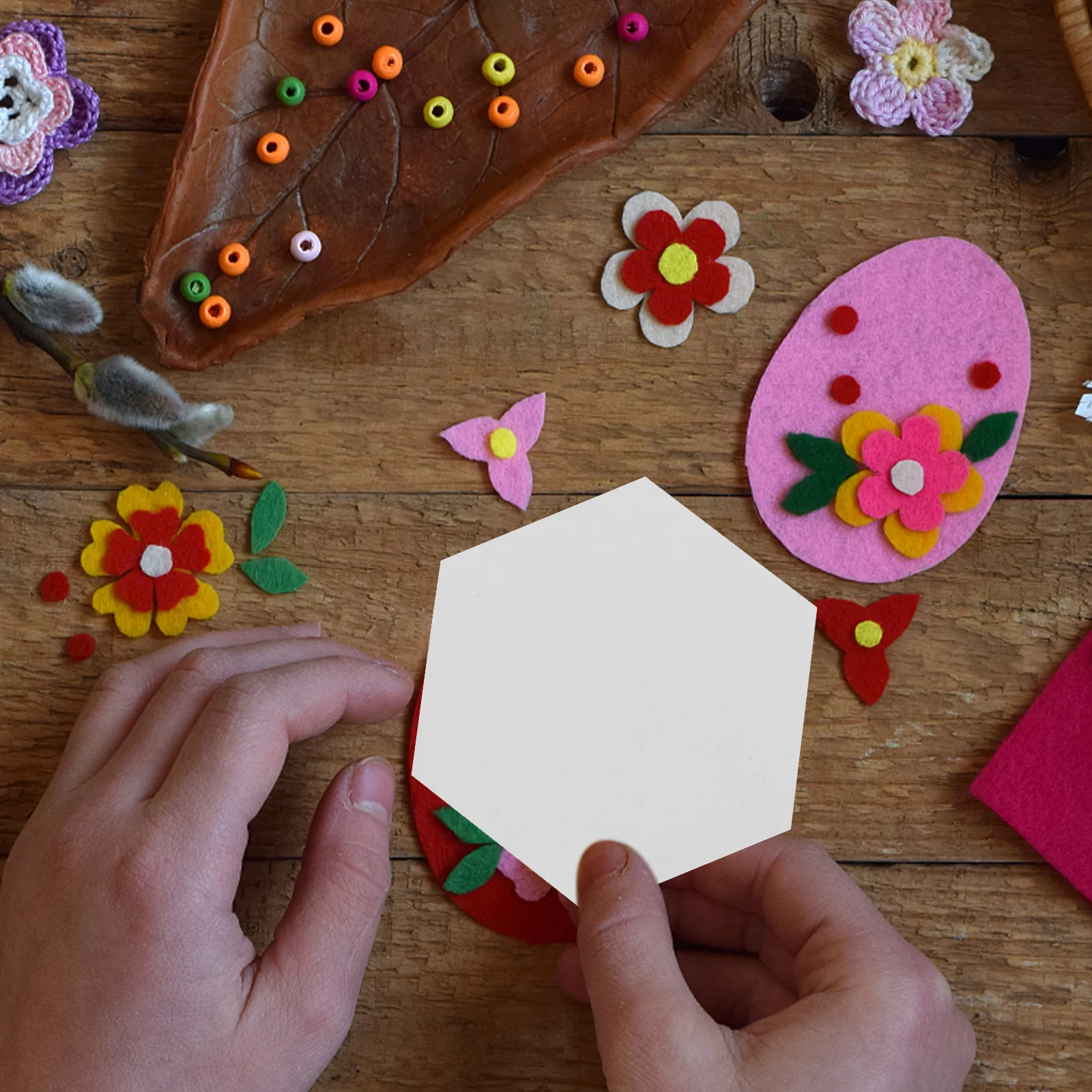 

600 Sheets Quilting Paper Molds Light Weight Sewing Paper for Patchwork Crafting Templates Quilting Piercing Tool Craft