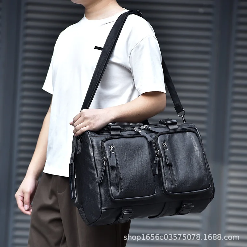 Large capacity business commuting backpack