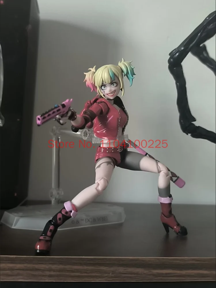 Replica！In Stock Kaiyodo Harley Quinn Revoltech Amazing Yamaguchi Suicide Squad The Clown'S Girl Movability Figure Model Toys view 3