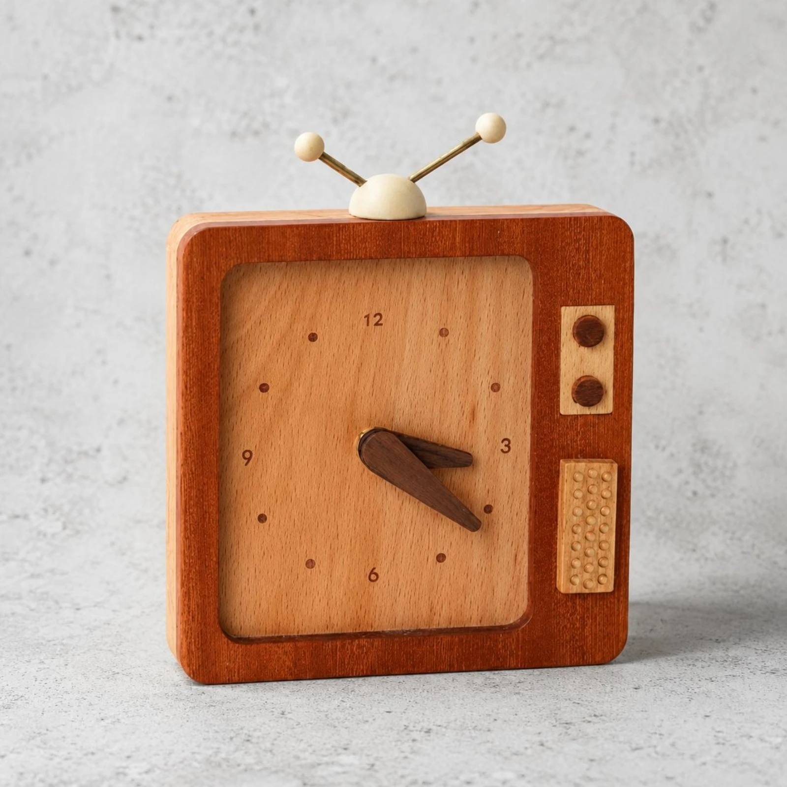 Wooden Alarm Clock Square Retro Desk Clock Table Decoration Warm Brown Easy to Read
