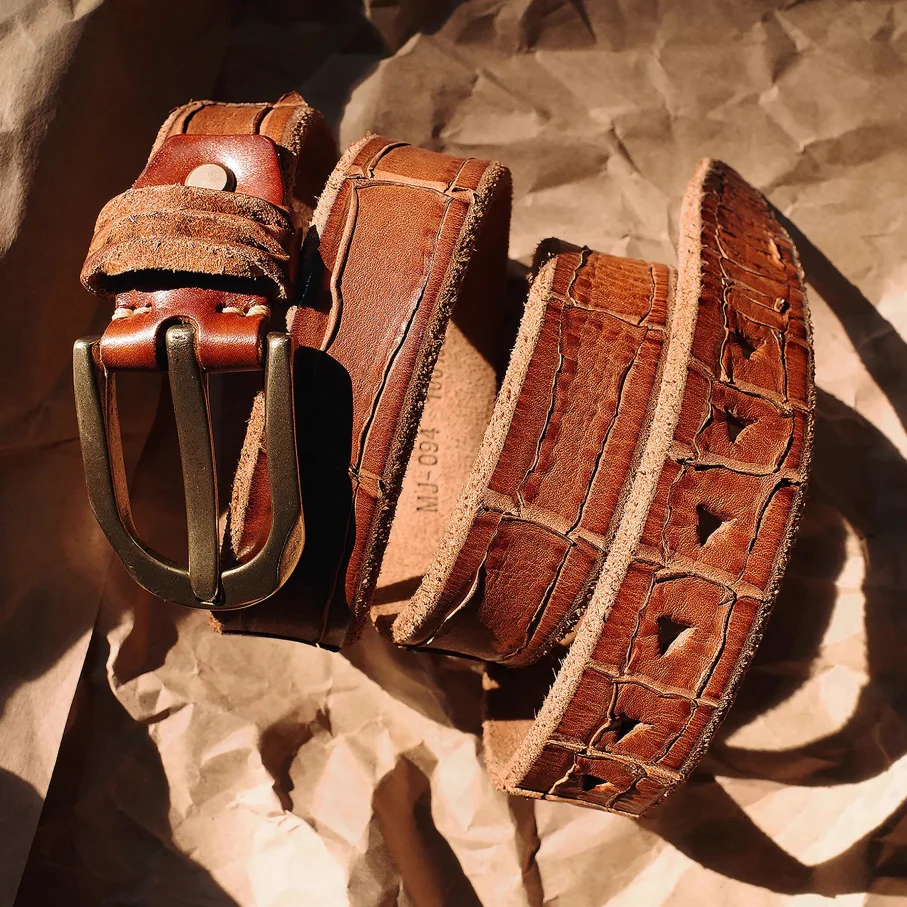 Retro Heavy Duty Cut Distressed Top Layer Leather Belt for Men Embossed Genuine Leather Handmade Waist Belt with Copper Buckle