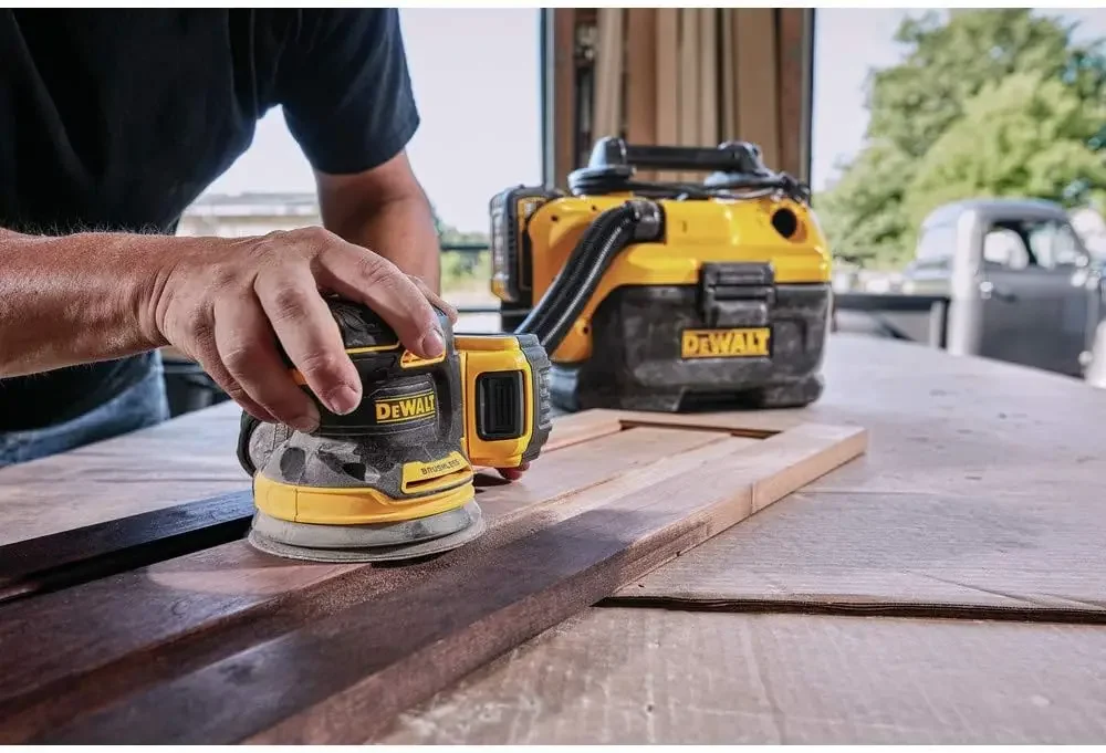 Комплект орбитальной шлифовальной машины DEWALT 20V MAX (DCW210P1)