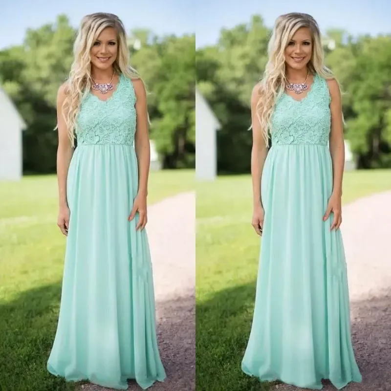 

Green Mint Bridesmaid Dresses V Neck A Line Floor Length Pretty Lace and Chiffon Elegant Maid of Honor Dresses