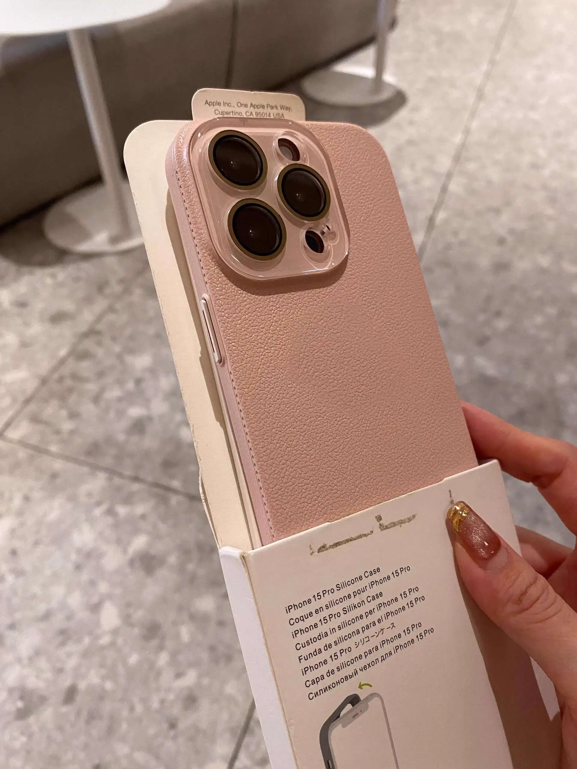 

Роскошный кожаный чехол для телефона с тисненым узором для iPhone 15 14 13 12 Pro Max Модный популярный однотонный чехол с золотыми буквами