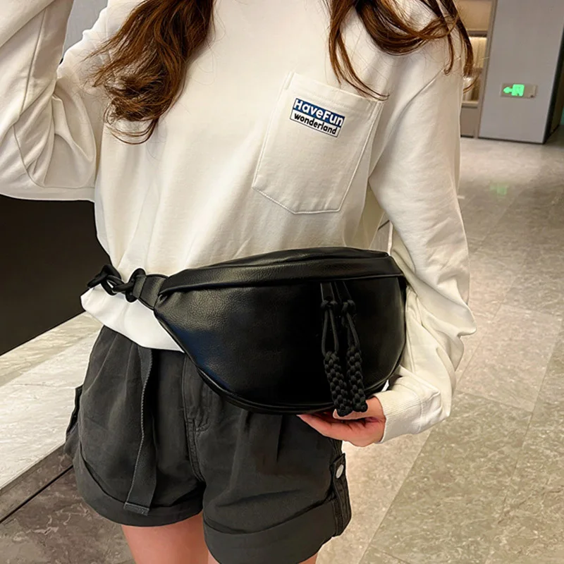 Fashion Brand Woman Chest Bag 2023 Winter New Waist Bag Quality Leather Female Shoulder Bag Designer Luxury Crossbody Chest Pack