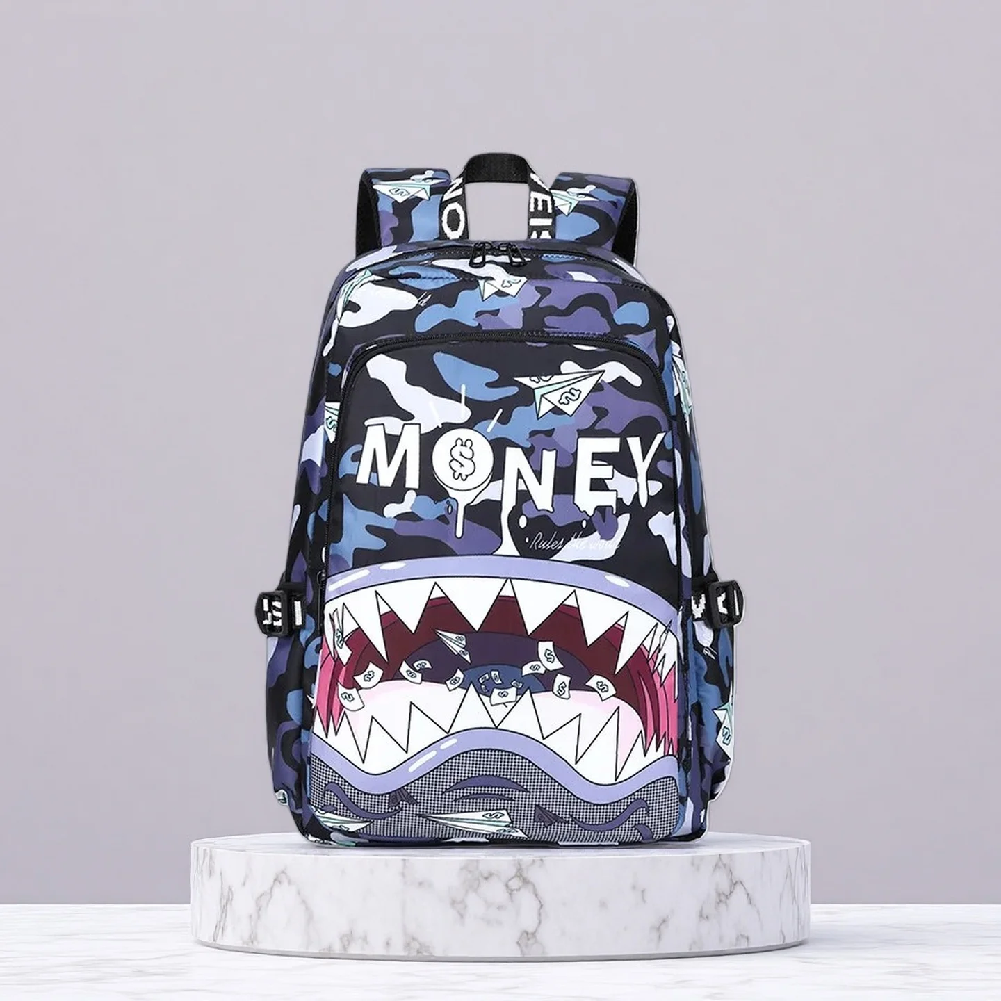 Tragen Sie diese Hai-Tasche in die Schule, die ich habe verfolgt und alles aufgefordert habe! Es ist so leicht, es kann eine ganze Klasse passen,