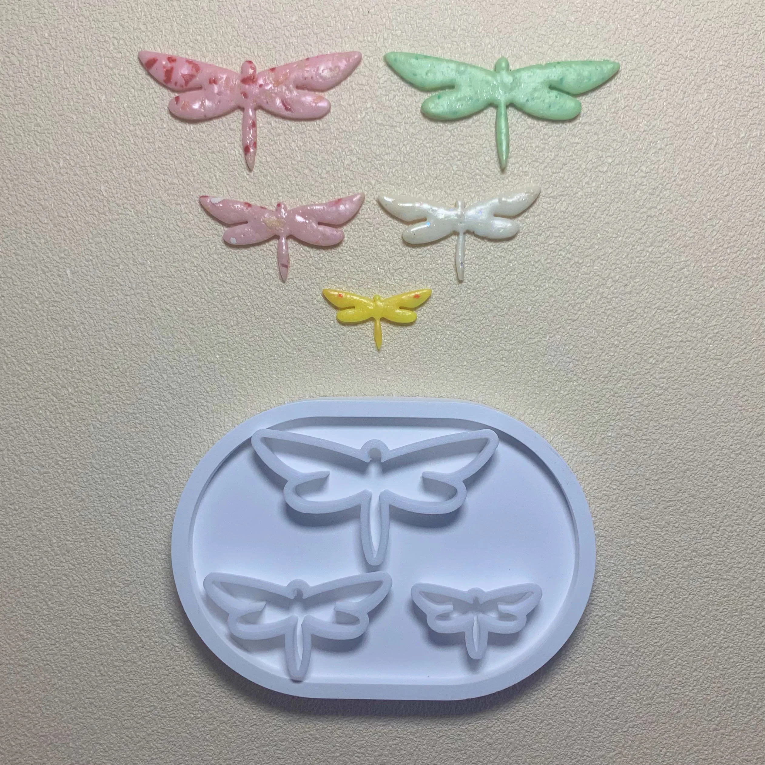 3 Sizes Dragonfly Shape Polymer Clay Molds Clay Cutters For DIY Earrings Jewelry Brooch Refrigerator Sticker Making