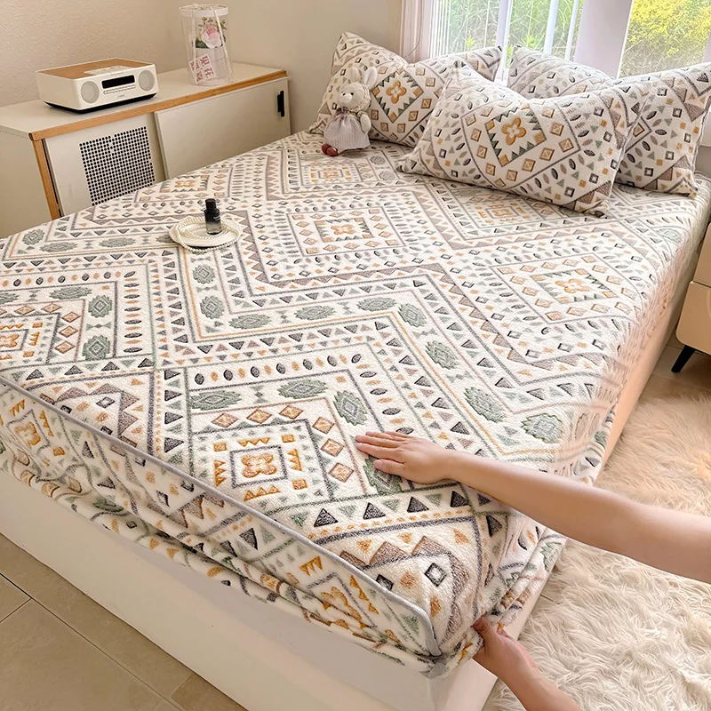 

Thick Bohemian Milk Fleece Fitted Sheet/Warm & Comfortable Bed Cover Machine Washable,Bed Comfort Accessory Soft Texture Sheet
