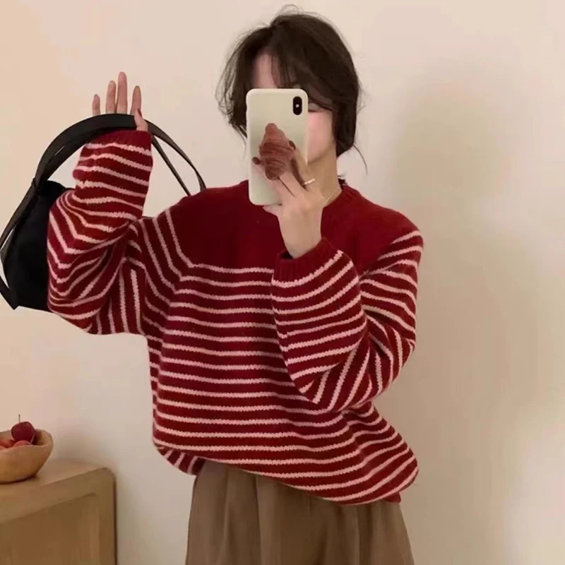 

Korean Round Neck Striped Sweater Women Chic Long Sleeve Loose Red Christmas Sweaters Woman Autumn Winter Knitted Jumpers Female