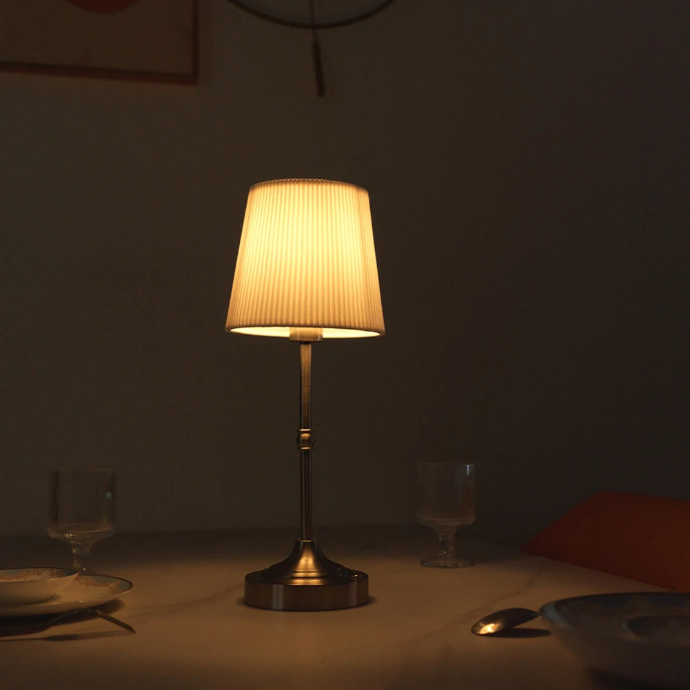 

Cordless LED Metal Table Lamp USB Rechargeable Touch Control Portable Fabric Shade Desk Lamp Pleated Decorative Atmosphere Light