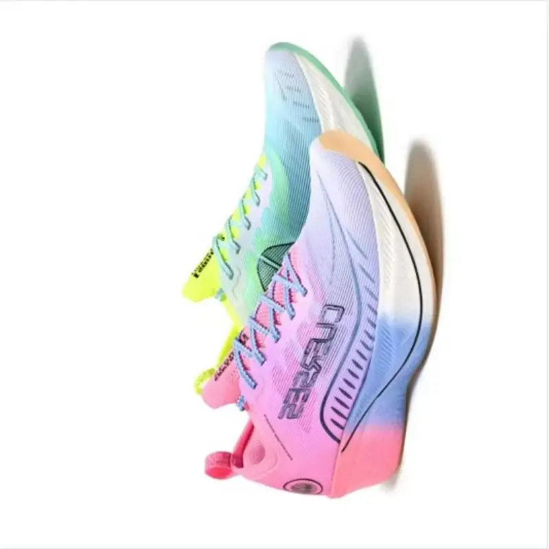 

Classic Brand Carbon Plate Running Shoes Men WomenLight Weight Sport Shoes Unisex Soft Bottom Gym Shoes For Couples