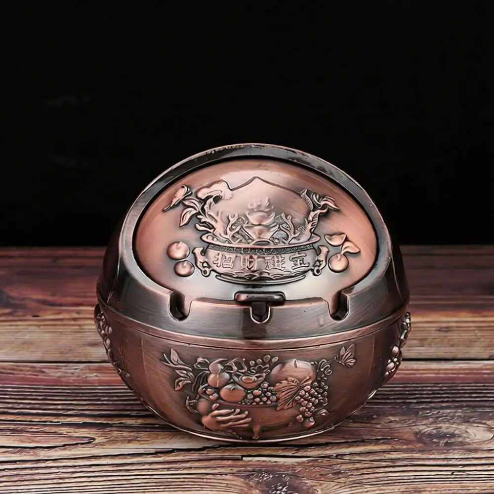 Creative Metal Ashtray With Lid Decorative Desktop Ornament Unique Home Office Decor Windproof Craft Statue