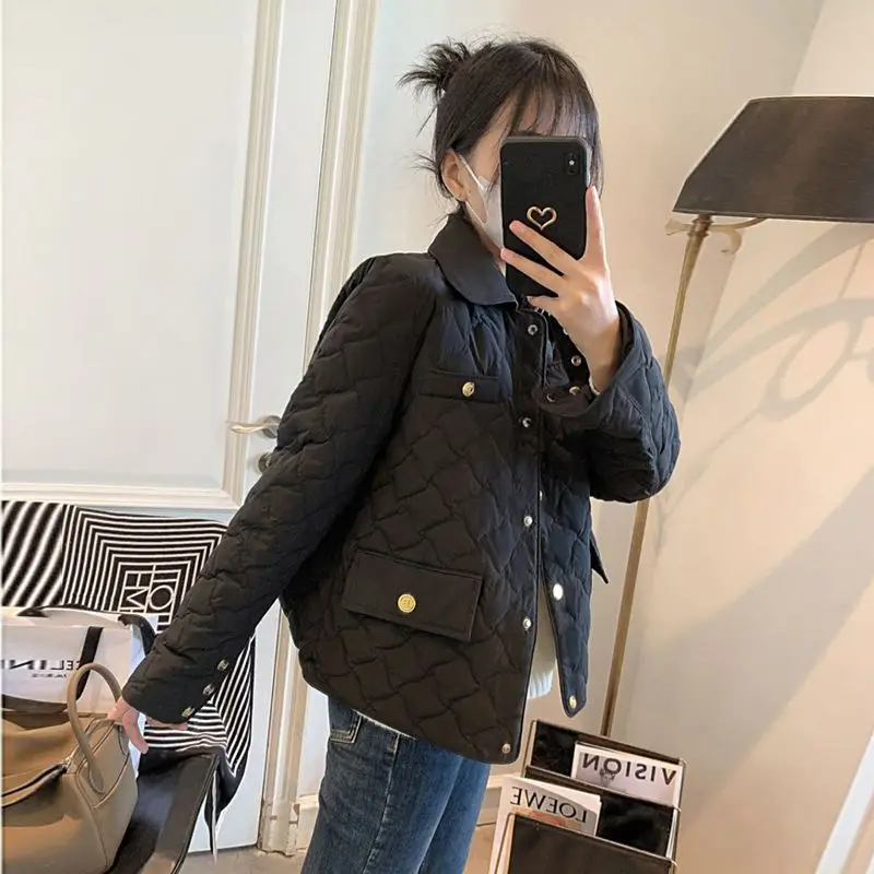 Small Fragrant Wind Light Down Cotton-Padded Jacket Women's Short 2025 Harajuku New Fashion Casual Diamond Check Winter Coat