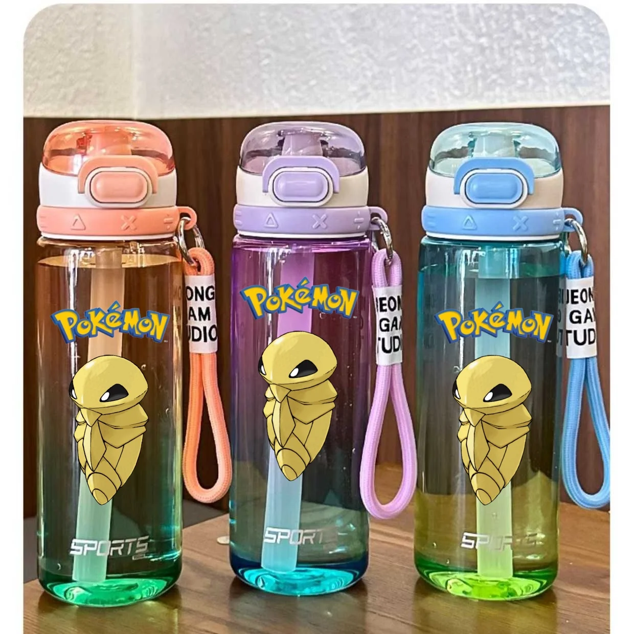 Pokemon kubek na wodę 750ML Pikachu Mewtwo wygodna silikonowa butelka na napoje ze słomką odporny na wycieki sportowy kubek na wodę dla dzieci