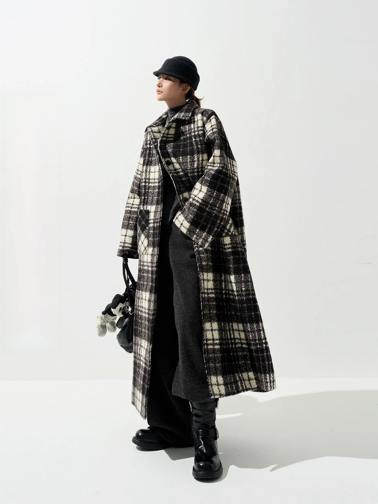 

Wutong Bla White Plaid Long Sve Woolen Coat Women's Autumn Winter Korean Sle Loose Thi Warm Woolen Coat