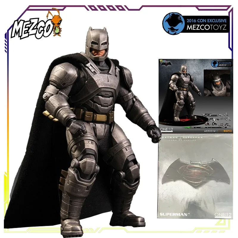 Mezco Toyz Oryginalna seria Batman kontra Superman Batman Heavy Armor Edition Anime Figurka Model Zabawki Ozdoby Prezenty dla chłopców