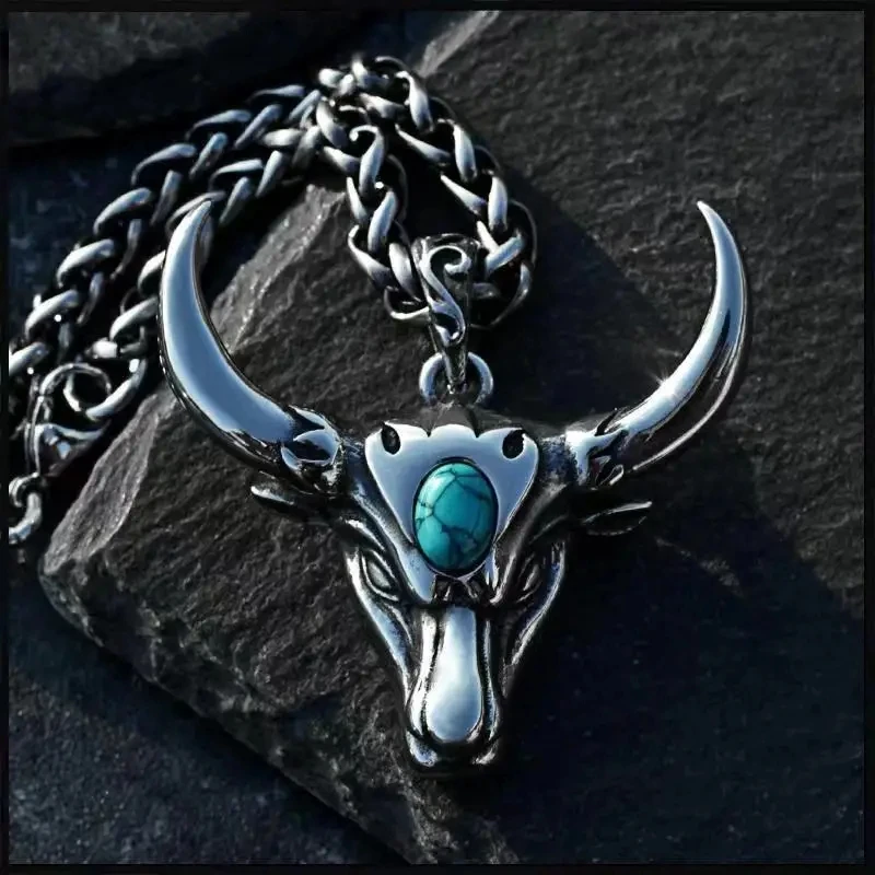 Gothic Green Stone Bull Skull Necklace Pendant Punk Animal Necklace Mens Taurus Zodiac Amulet Jewelry Anniversary Gift